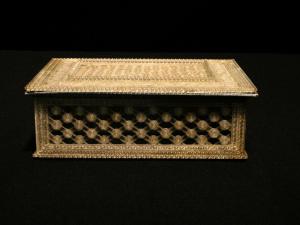 Venezianischer Künstler, Schatulle aus bearbeitetem Glas